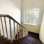 Daire Yellow In With Air Conditioning And Desk For Remote Work By Renters Poznan